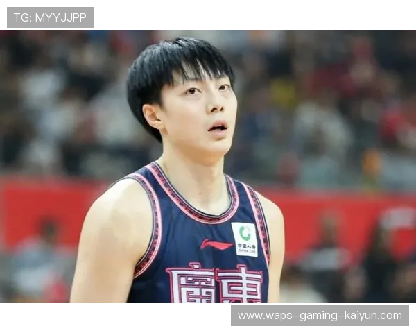 胡明轩底角三分稳稳写进记录